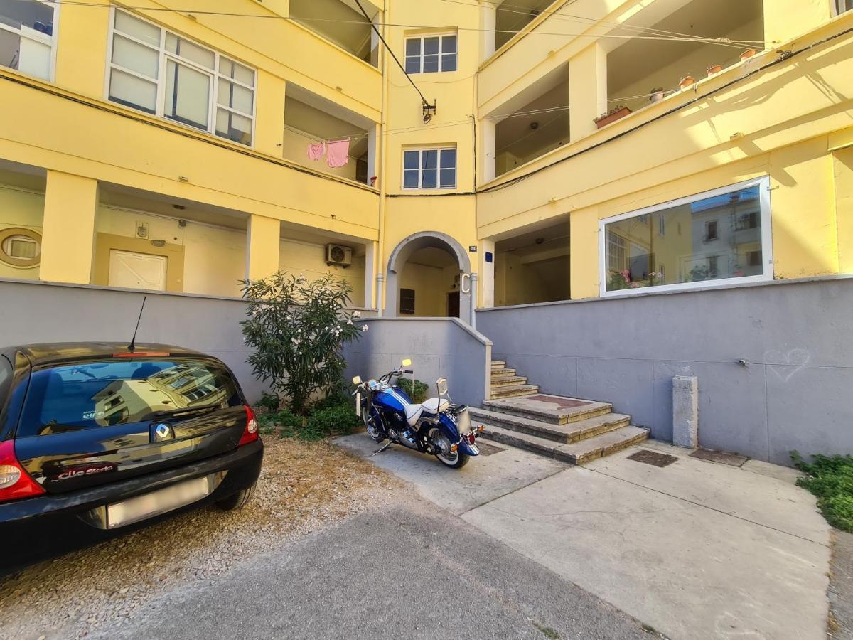 Oasis Apartment 扎达尔 外观 照片